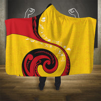 Papua New Guinea Independence Hooded Blanket Special Style Yellow Version LT05 - Polynesian Pride
