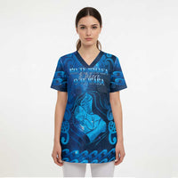 Personalised New Zealand Mother's Day Scrub Top Ko Te Whaea Te Takere O Te Waka - Polynesian Pride