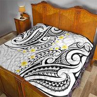 Plumeria With White Polynesian Tattoo Pattern Quilt
