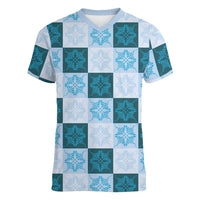Cyan Manta Ray Hawaiian Quilt Motif Women V-Neck T-Shirt