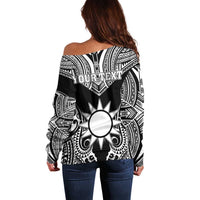 Personalised Taiwan Off Shoulder Sweater Austronesian Tribal Tattoo Black - Polynesian Pride