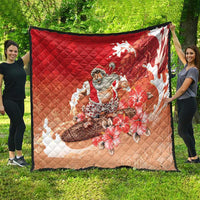 Hawaii Funny Christmas Quilt Santa Surfing With Tapa Pattern - Polynesian Pride