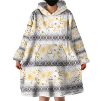 Samoa White Sunday Wearable Blanket Hoodie Samoan Tapa Yellow Hibiscus - Polynesian Pride