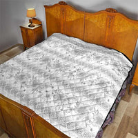 Samoa White Sunday Quilt Samoan Tapa White Hibiscus - Polynesian Pride