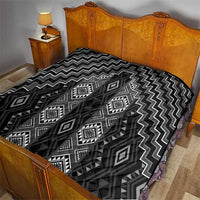 New Zealand Aotearoa Quilt Black Poutama With Taniko Pattern LT05
