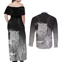 New Zealand Aotearoa Ruru Couples Matching Off Shoulder Maxi Dress and Long Sleeve Button Shirt Maori Fern Art Black