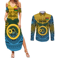 Vanuatu Sanma Province Couples Matching Summer Maxi Dress and Long Sleeve Button Shirts Coat Of Arms And Namele Fern Polynesian Pattern LT05 Yellow - Polynesian Pride