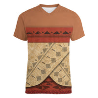 Island Elder Inspired Costume Women V-Neck T-Shirt Polynesian Tribal Pattern