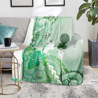 Aotearoa Maori Wahine Blanket Fantail Bird Green Gold Marble