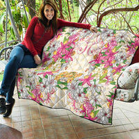 Hawaii Palaka Quilt Yellow Tribal Pattern With Tropical Flowers - Polynesian Pride