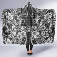 Hawaii Palaka Hooded Blanket Black Tribal Pattern With Tropical Flowers - Polynesian Pride