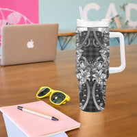 Hawaii Palaka Tumbler With Handle Black Tribal Pattern With Tropical Flowers - Polynesian Pride