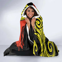 Vanuatu Penama Day Hooded Blanket Grunge Flag Style - Polynesian Pride