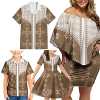 Beige Hawaii Paniolo Quilt Motif Family Matching Off Shoulder Short Dress and Hawaiian Shirt
