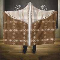 Beige Hawaii Paniolo Quilt Motif Hooded Blanket