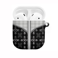Black Hawaii Paniolo Quilt Motif AirPods Case