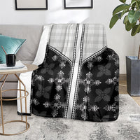 Black Hawaii Paniolo Quilt Motif Blanket