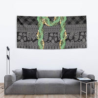 Hawai'i Paniolo Maile Twisted Lei Tapestry Obsidian Black