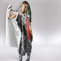 Polynesian Hooded Blanket Tropical Santa - Plumeria Black Vintage