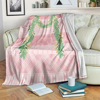 Hawai'i Paniolo Maile Twisted Lei Blanket Dusty Rose