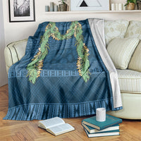Hawai'i Paniolo Maile Twisted Lei Blanket Cobalt Blue