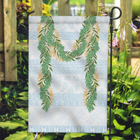 Hawai'i Paniolo Maile Twisted Lei Garden Flag Winter White