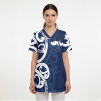 New Zealand Maori Mo Bros Scrub Top Blue Ribbon With Koru Kowhaiwhai - Polynesian Pride