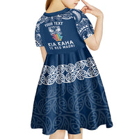 personalised-kia-kaha-te-reo-maori-kid-short-sleeve-dress-hei-tiki-mix-koru-navy-blue