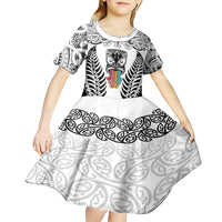 personalised-kia-kaha-te-reo-maori-kid-short-sleeve-dress-hei-tiki-mix-koru-white