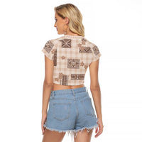 Hawaiian Quilt Tapa On Beige Palaka Motifs Raglan Cropped T Shirt