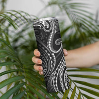 Polynesia Plumeria Lei Skinny Tumbler Black Curves Motif LT7 - Polynesian Pride