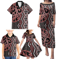 Maori Taniko Patterns Family Matching Puletasi and Hawaiian Shirt Brown Patiki Motifs Mix Whakairo Ngaru