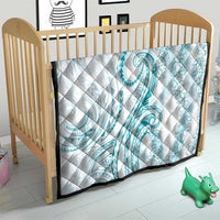 Polynesia Plumeria Lei Quilt White Turquoise Curves Motif