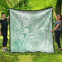 Aloha Hawaii Turtles Floral Quilt Seafoam Marbles Glaze