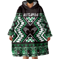 Personalised Taniko Motifs Aotearoa Wearable Blanket Hoodie Waitangi Kowhaiwhai Kiwi - Green