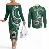 Hawaii Rainbow Warriors Alumni Personalized Couples Matching Off The Shoulder Long Sleeve Dress and Long Sleeve Button Shirt Ti Maile Lei - Glory For The Warriors