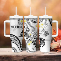 Polynesia Tribal Tumbler With Handle White Plumeria Tentacles