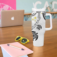 Polynesia Tribal Tumbler With Handle White Plumeria Tentacles