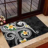 Kanaka Maoli Hawaii Plumeria Rubber Doormat Dancing Tentacles Black Style