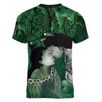 New Zealand Aroha Koe Mama Women V-Neck T-Shirt Maori Hongi - Pounamu