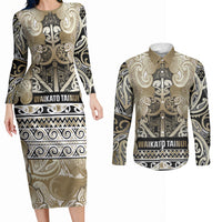 Aotearoa Iwi Waikato Tainui Couples Matching Long Sleeve Bodycon Dress and Long Sleeve Button Shirt Maori Wharenui House Tribal Pattern