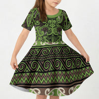 Aotearoa Iwi Ngati Raukawa Kid Short Sleeve Dress Maori Wharenui House Tribal Pattern LT9 KID Olive green - Polynesian Pride