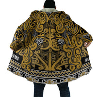 Aotearoa Iwi Ngāti Tama ki Te Waipounamu Trust Cloak Maori Wharenui House Tribal Pattern LT9 - Polynesian Pride