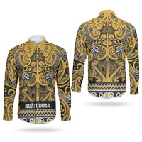 Aotearoa Iwi Ngāti Tama ki Te Waipounamu Trust Couples Matching Short Sleeve Bodycon Dress and Long Sleeve Button Shirt Maori Wharenui House Tribal Pattern