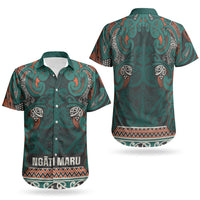 Aotearoa Iwi Ngāti Maru Taranaki Couples Matching Off Shoulder Maxi Dress and Hawaiian Shirt Maori Wharenui House Tribal Pattern
