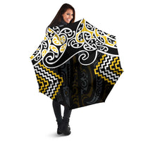 Gold Aotearoa Tukutuku Manawa Tapu Umbrella Ta Moko Toi Maori - Polynesian Pride