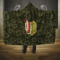 Hawaii Lei Kamehameha Hooded Blanket Melemele Seamless Pattern Hibiscus Flower