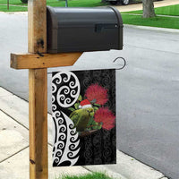 New Zealand Kakapo Christmas Garden Flag Meri Kirihimete Pohutukawa Flowers