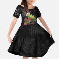 Meri Kirihimete Kakapo Family Matching Tank Maxi Dress and Hawaiian Shirt Black Silver Fern Christmas Vibe LT9 Daughter's Dress Black - Polynesian Pride