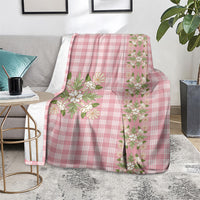 Akala Hamele Hawai'i Palaka Squares Maile Leaf Blanket Flowers Hawaiian Quilt Patterns